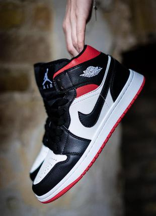 Nike jordan 1 high black red, женские демисезонные высокие кроссовки найк джордан ретро 1, женские хайтопы