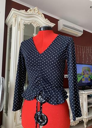 Трикотажна кофтинка