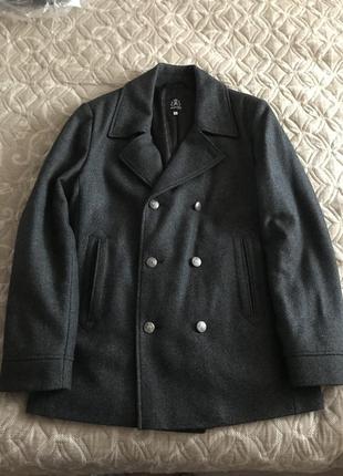 Пальто мужское 50-52 размер.1 фото