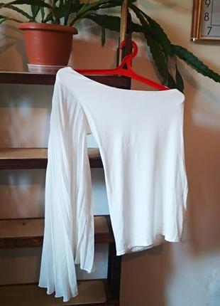 Біла блуза asos на одне плече2 фото