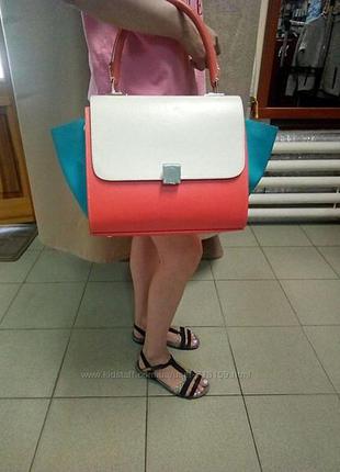 Італійська сумка в стилі celine натуральної шкіри, шкіра 2 кольори. выставочн зразки