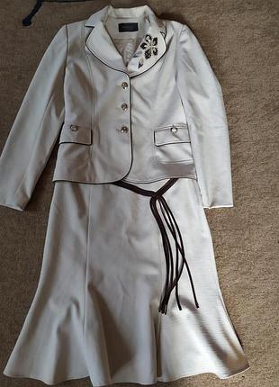 Бесподобный костюм