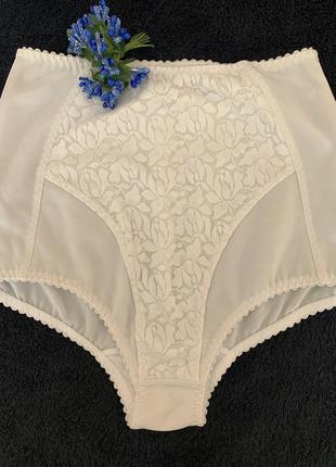 21. труси коригувальні,