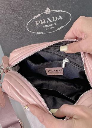 Найкрасивіша жіноча шкіряна сумочка prada сумка через плече 2 в 1 з гаманцем рожева пудра7 фото