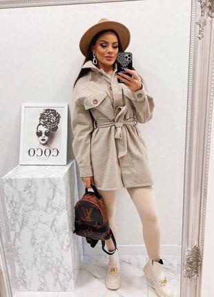 Пальто в стилі zara