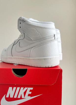 Зимние женские кроссовки  air jordan 1 retro white (мех)4 фото