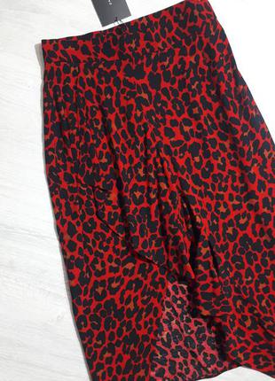 Спідниця з воланами леопардовий принт/ червона асиметрична спідниця з леопардовим принтом3 фото