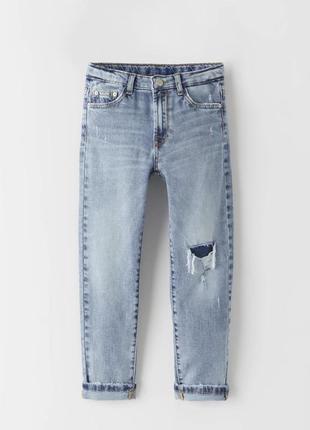 Джинси zara з підшитий латкою
