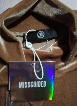 Трендовое бархатное базовое платье оверсайз от бренда missguided4 фото