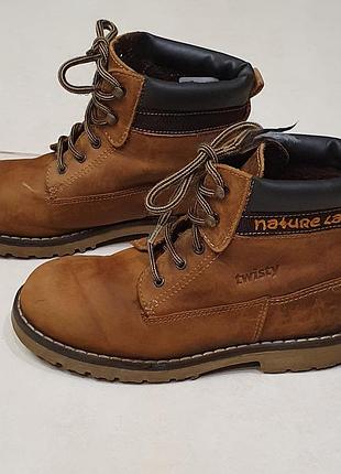 Кожаные демисезонные ботинки