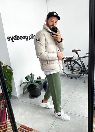 Стильна чоловіча куртка