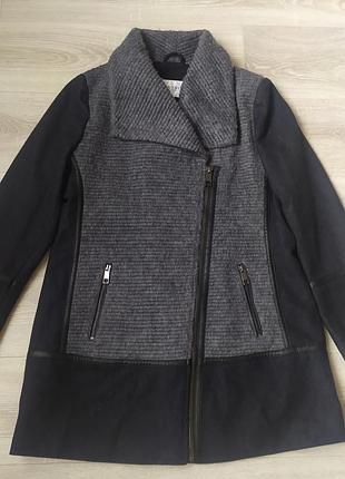 Пальто 61% шерсть