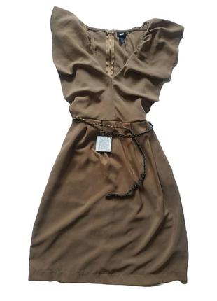 Нежное платье h&m с декольте