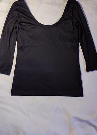 Кофточка с открытыми плечами