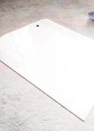 Шпатель кондитерський "трапеція" пластиковий (19 см)