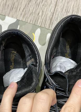 Необкновенные ботинки rebecca white