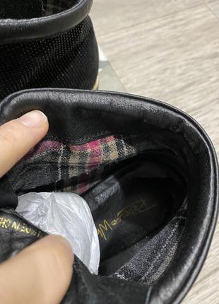 Необкновенные ботинки rebecca white