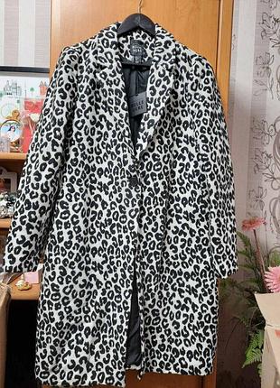 Пальто бренда belle vere