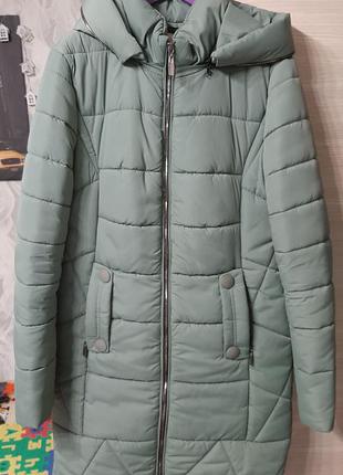 Зимняя длинная куртка пуховик с капюшоном1 фото
