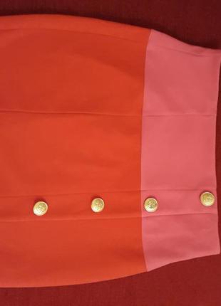 Юбка asos  красно-розовая с золотыми пуговицами6 фото