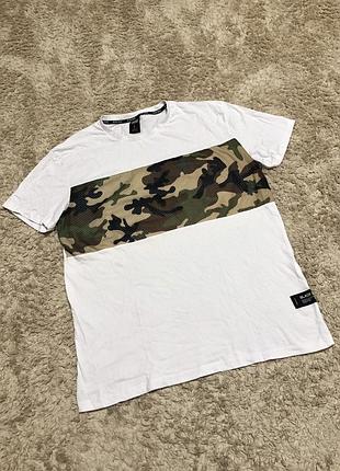 Футболка з військовим принтом, розмір л
