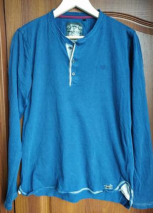 Лонгслив (свитер, футболка с рукавами)