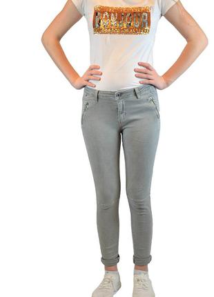 Джинсы женские. размеры: 42-50. цвет: серый. стильные женские джинсы. джинсы на лето. молодежные джинсы.