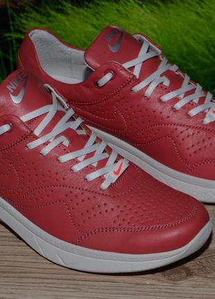 Кросівки рожеві підкладка і шкіра натуральна с99 nike розмір 37