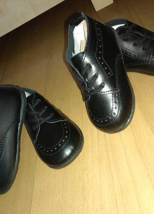 Туфлі пінетки мокасины на годик для хлопчика двійні близнюків2 фото