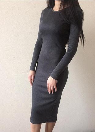 Базовое платье цвета графит в стиле zara