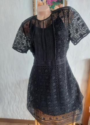 Кружевное платье