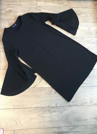 Bershka женское чёрное нарядное платье 36 s р