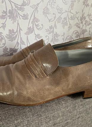Бежеві шкіряні туфлі gardini