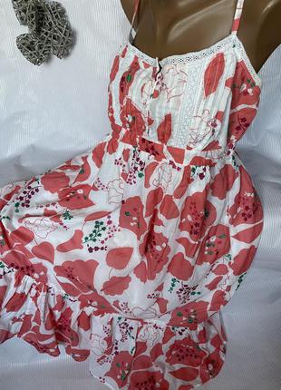 Шикарное платье с вышивкой2 фото