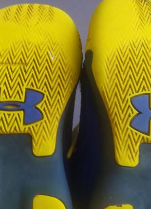 Кросівки баскетбольні underarmour 35.5 р.6 фото