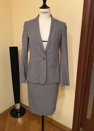 Костюм женский massimo dutti {р-р 38}