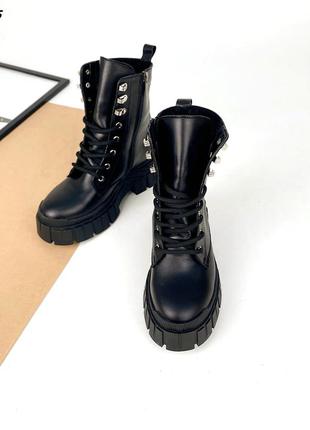 Осенние черные ботинки на шнуровке,  зимние черные ботинки на шнуровке 20226 фото