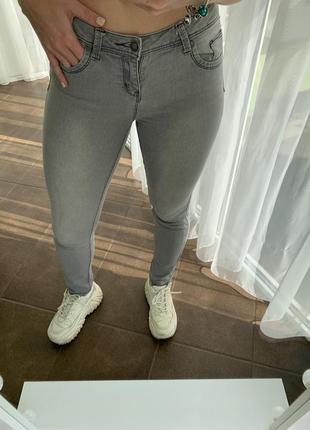 Джинси