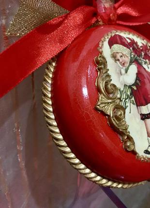 Новогодняя ёлочная игрушка-медальон