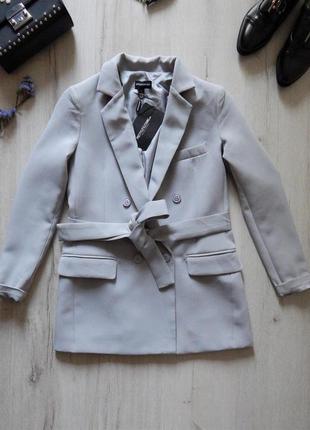 Жакет prettylittlething