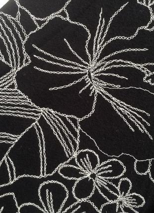 Длинная блуза чёрная с белыми цветами вощможен обмен8 фото