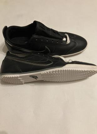 Чёрные кроссовки nike2 фото