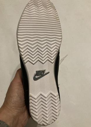 Чёрные кроссовки nike5 фото