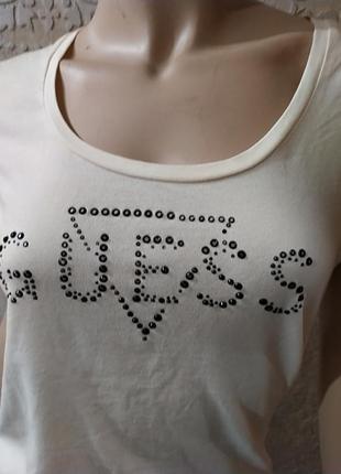 Кремовая футболка guess