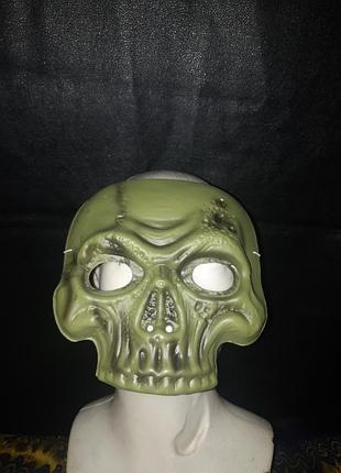 Маска череп на хеллоуин