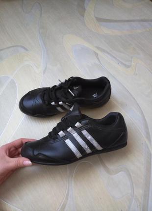 Кожанные кроссовки adidas4 фото