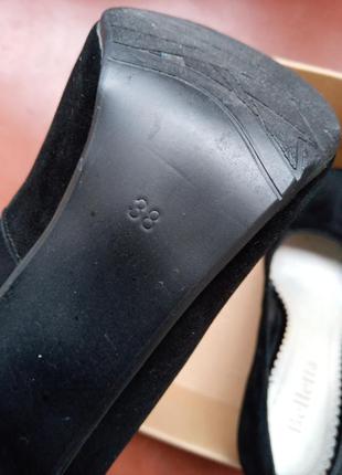 Замшевые кожаные туфли на шпильке4 фото