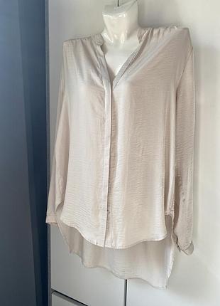 Блуза бежевого цвета под шелк удлинённая по спинке от h&m 004