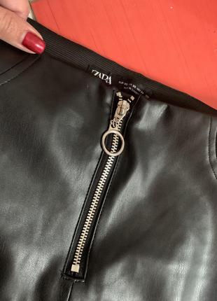 Шикарні шкіряні штани жіночі zara/нова колекція4 фото