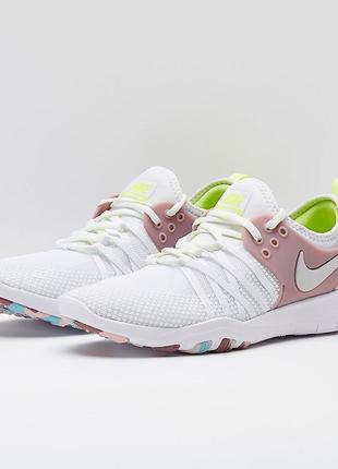 Фирменные кроссовки nike